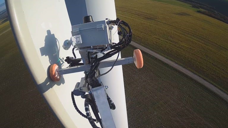 Programmer un parcours de prise de vue aérienne dans le cadre d'une  nouvelle implantation d'éolienne ou du contrôle des composants installés  (corrosion) - éduscol STI